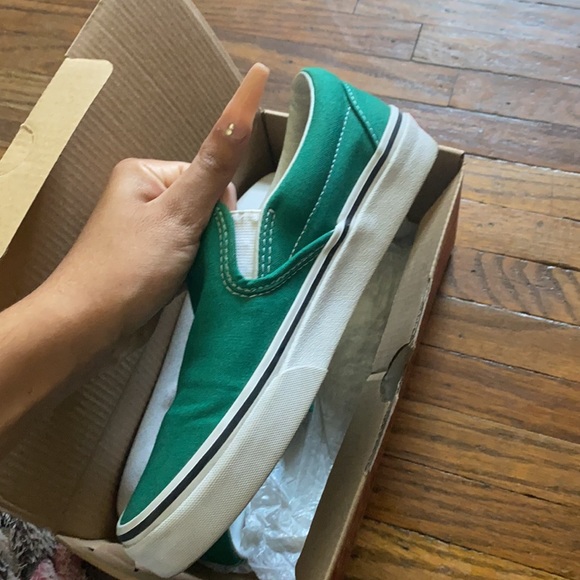 Green slip on vans size 5 men 6.5 women - Picture 4 of 8